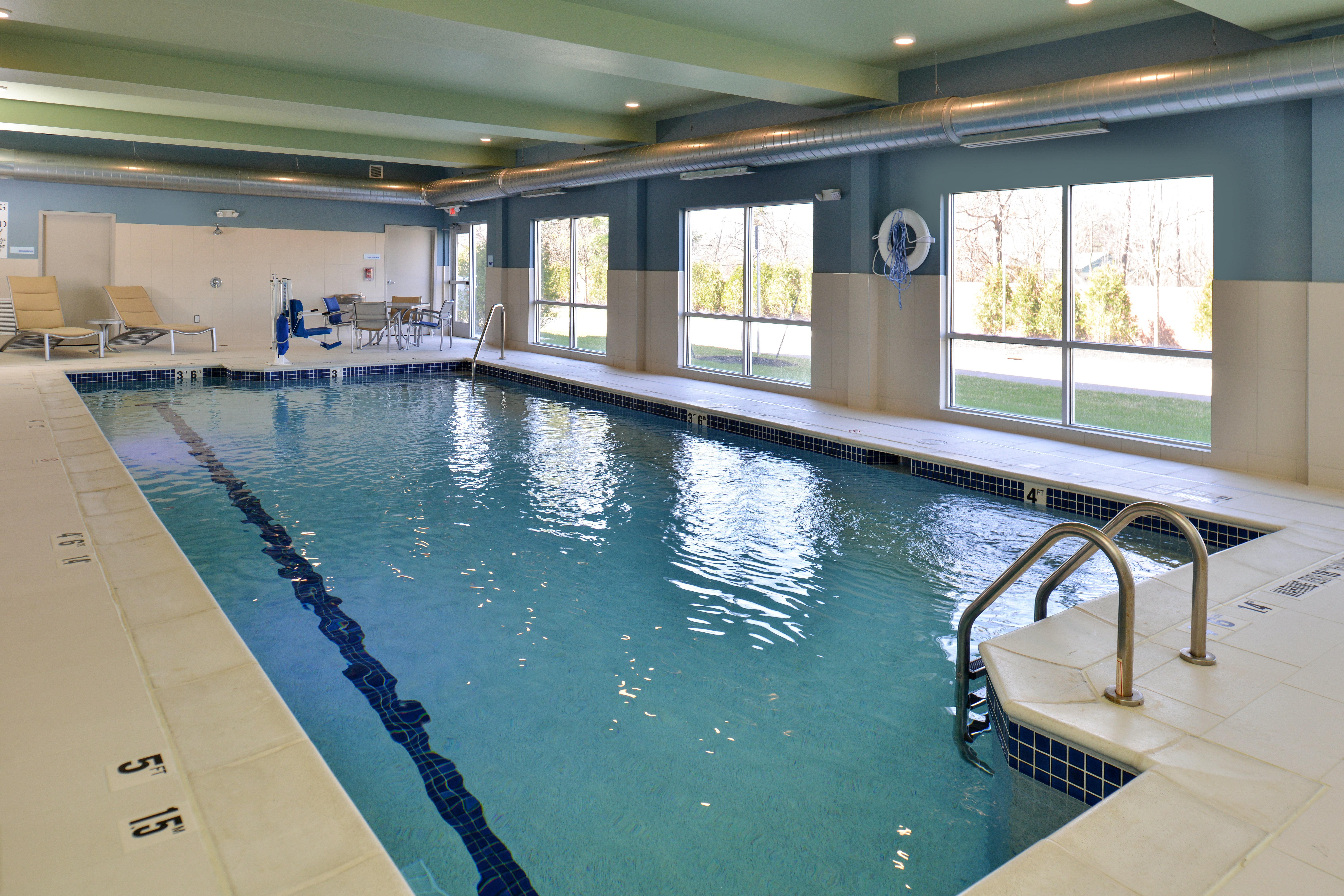Holiday Inn Express & Suites - Southgate - Detroit Area, An Ihg Hotel מראה חיצוני תמונה
