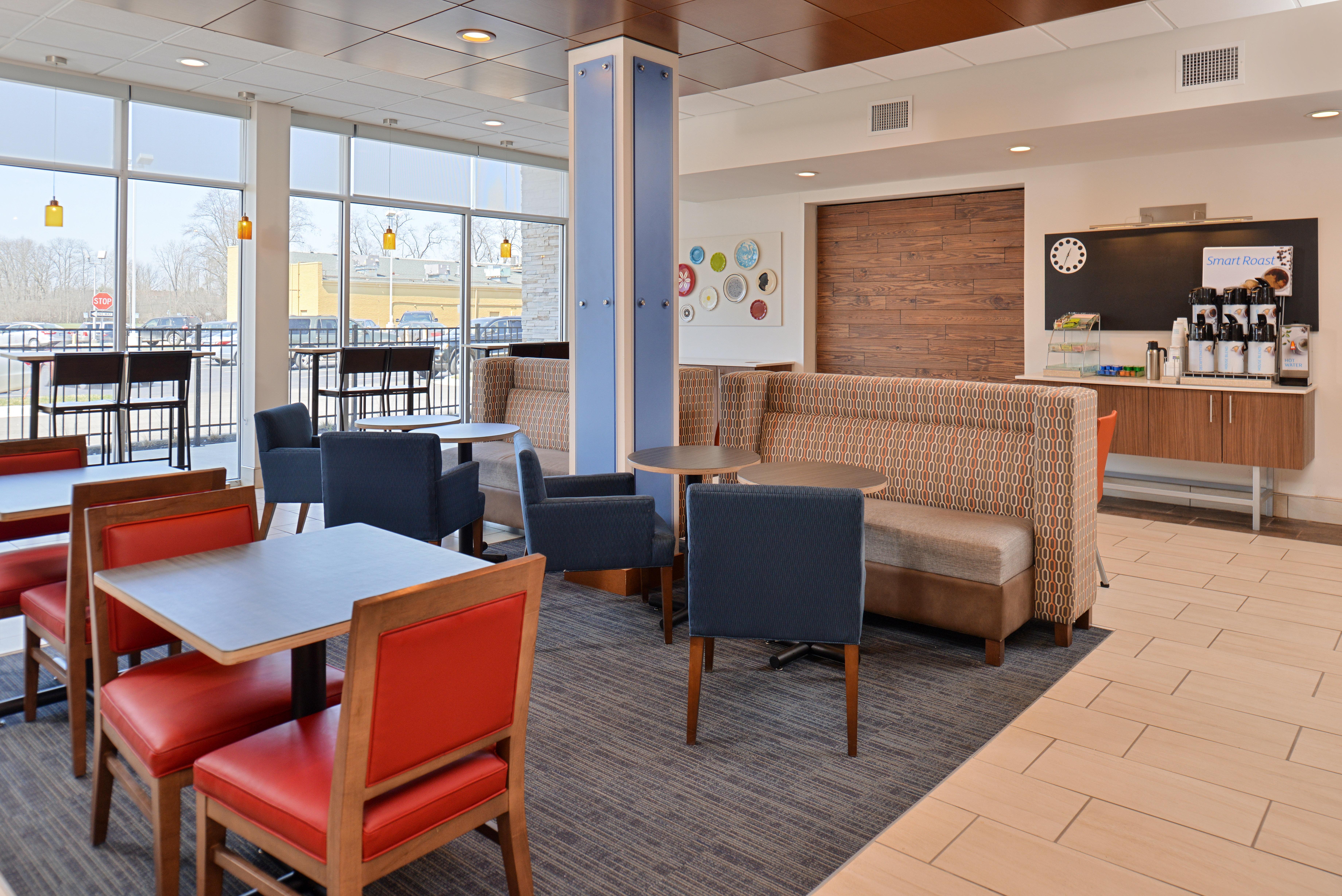 Holiday Inn Express & Suites - Southgate - Detroit Area, An Ihg Hotel מראה חיצוני תמונה